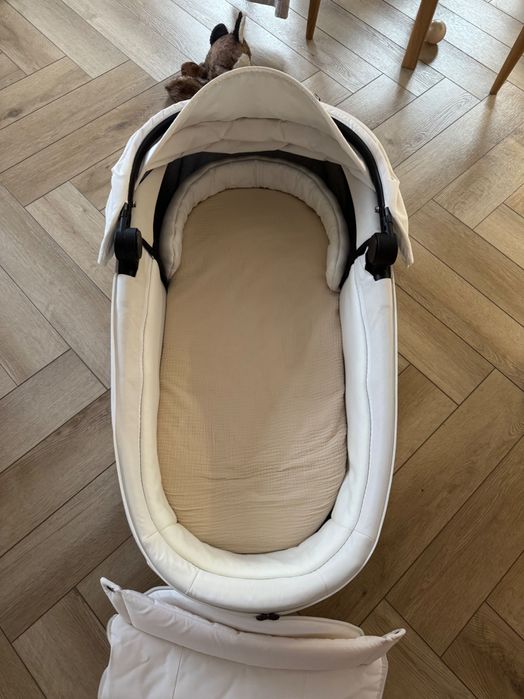 Gondola Cybex Priam 4.0 Off White – stan bardzo dobry