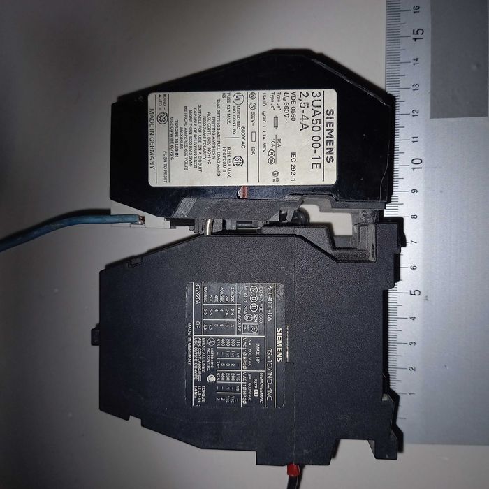 Stycznik Siemens Made in Germany trzyfazy silnikowy cewka 230V termik