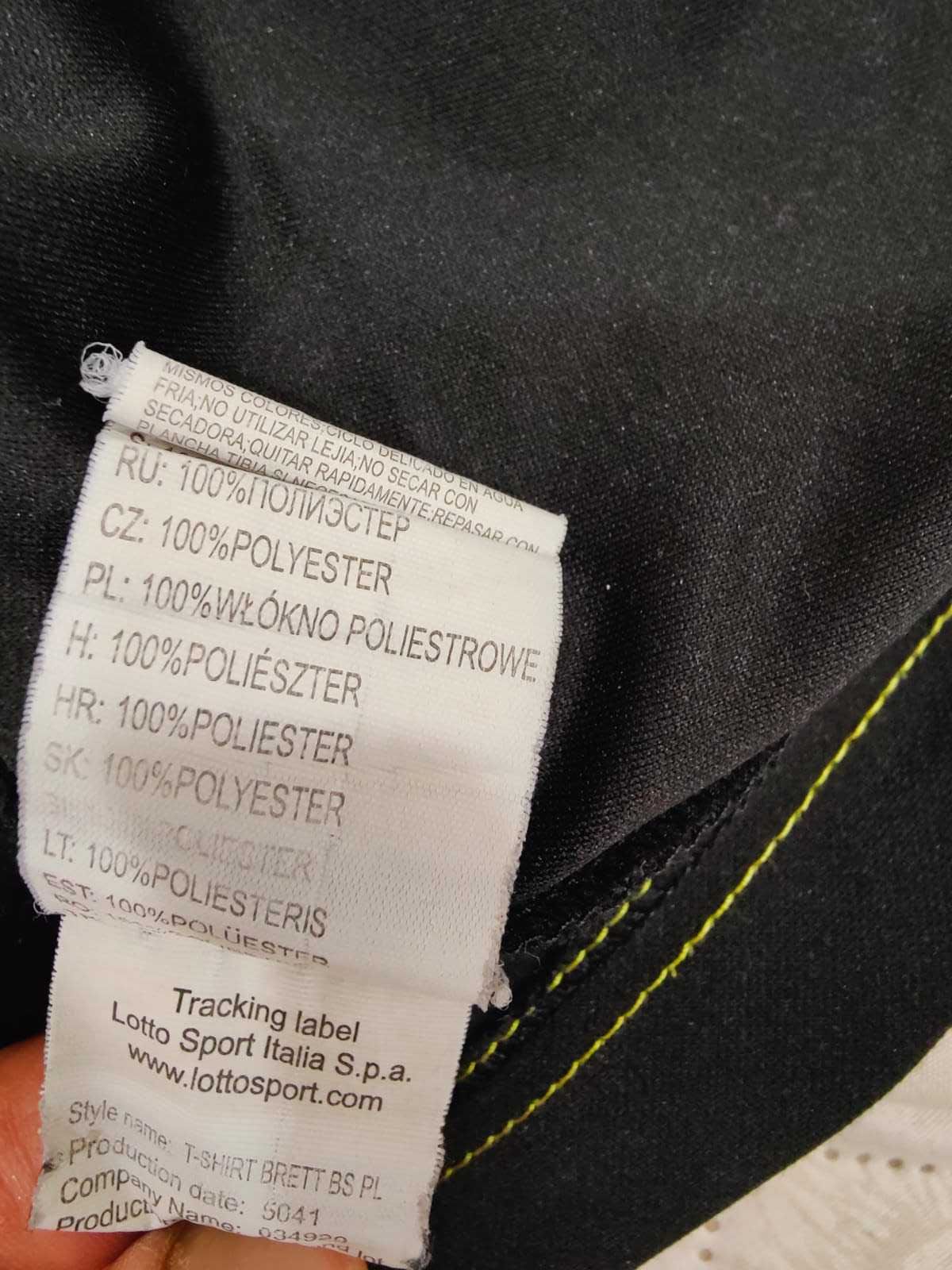 T-shirt Lotto preta tam. L