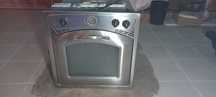 Forno de encastrar a gás de botija.