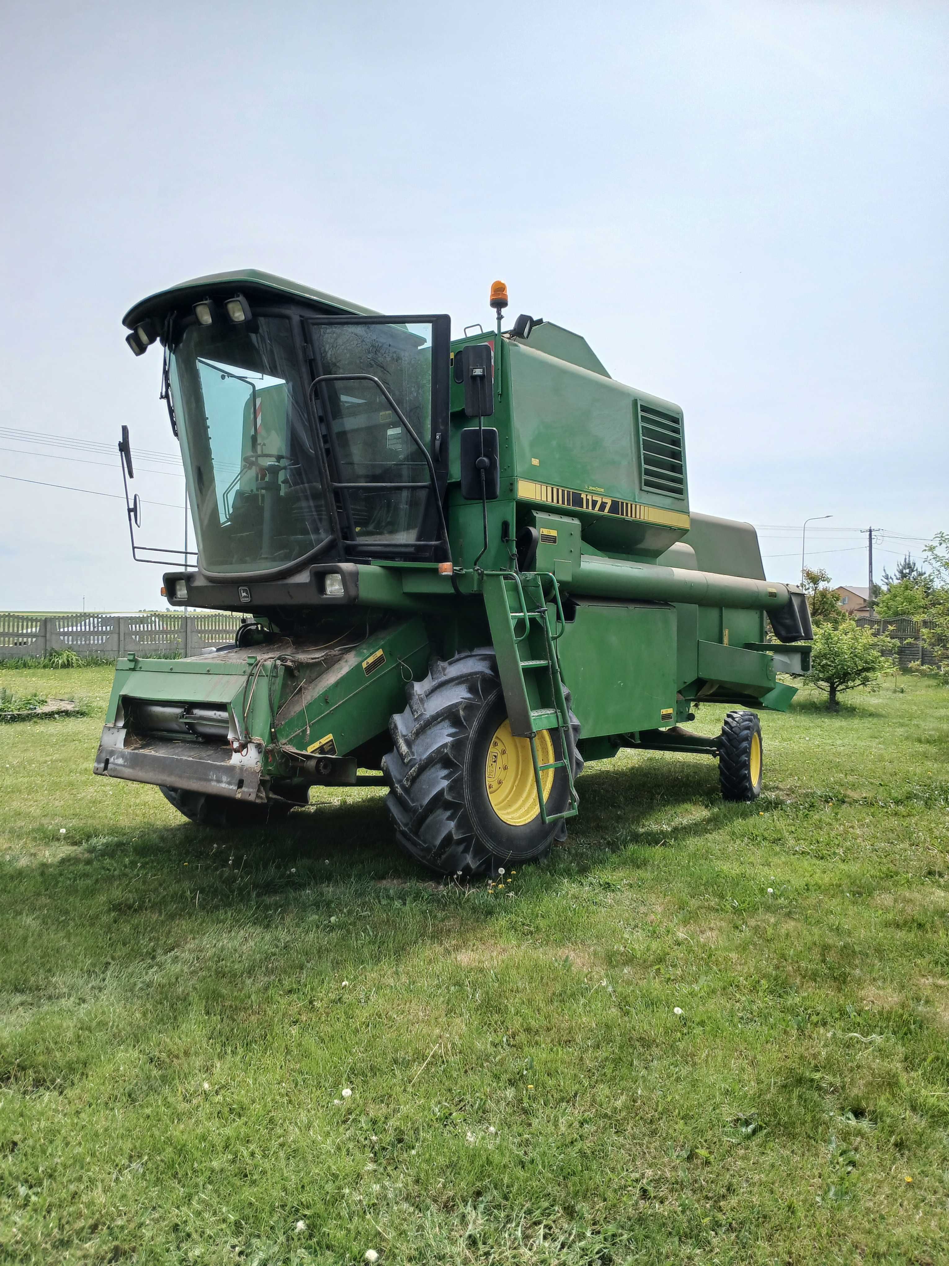 Kombajn John Deere 1177