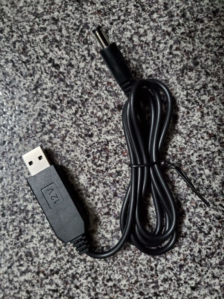 Кабель USB - DC 12V для роутера