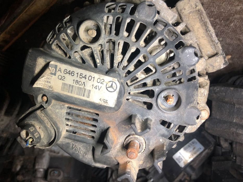Alternator Mercedes Vito W639 2.2 CDI 150 km A6461540102