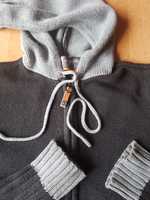 Sweter RESERVED sweterek bluza z kapturem 134