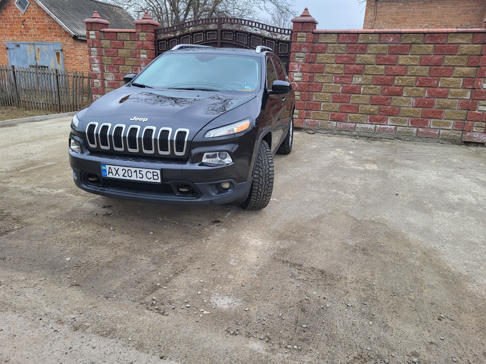 Продам Jeep Cherokee KL 3.2