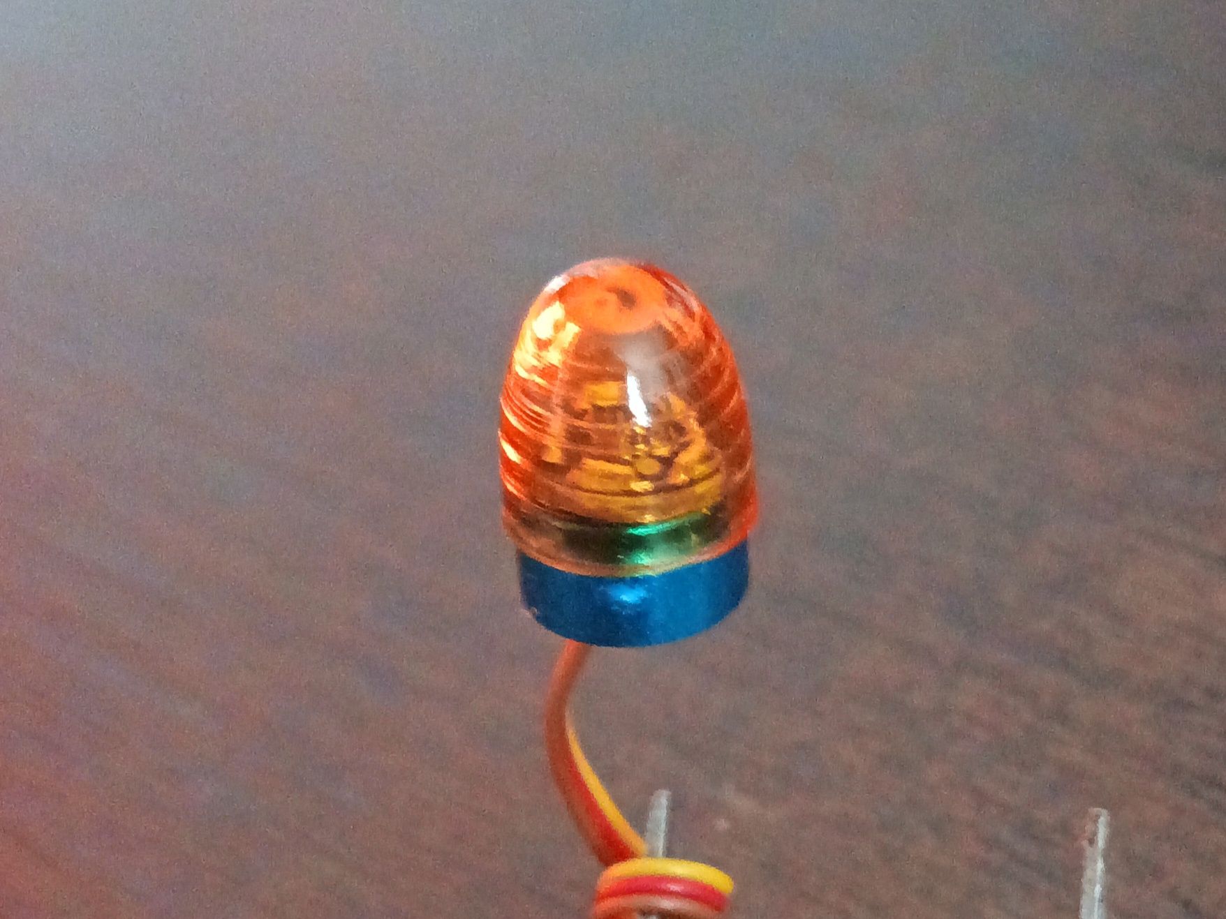 Pomarańczowy kogut obrotowy światło ostrzegawcze LED 15mm