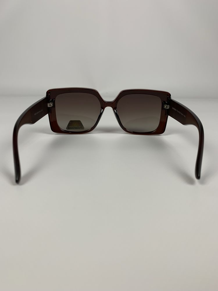 Женские солнцезащитные очки BURBERRY