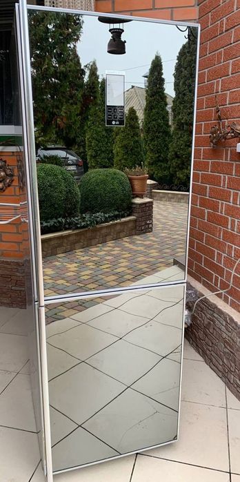 Продам Холодильник LG