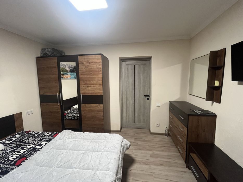 Кімната з євроремонтом у приватному будинку — вул. Шевченка, 87