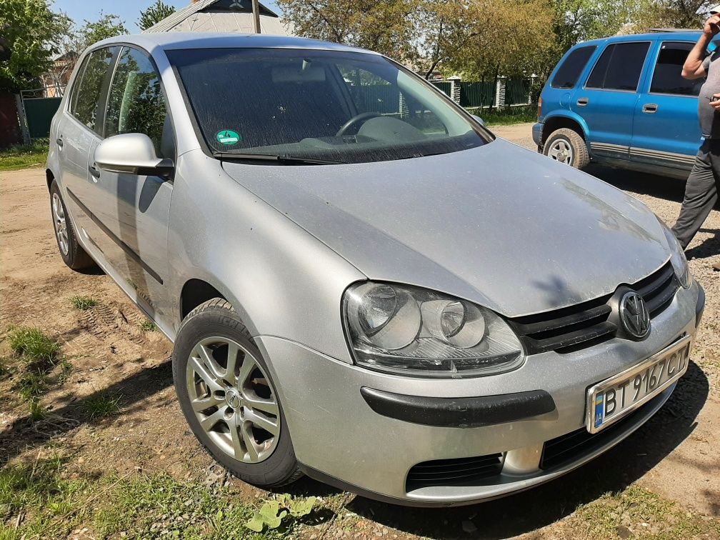 Volkswagen Golf V