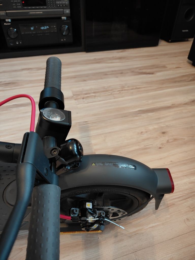 Hulajnoga elektryczna Xaiomi Mi Scooter Pro 2 z 2024 ,2 gen ,600W.