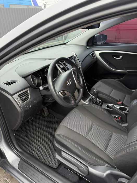 Продам авто надійне економне м'яке доглянуте питання по телефону