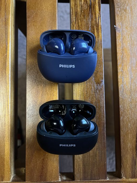 Продам беспроводные оригинальные наушники Philips