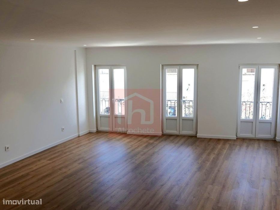 Apartamento - Dúplex Novo T3 no Centro de Alcochete