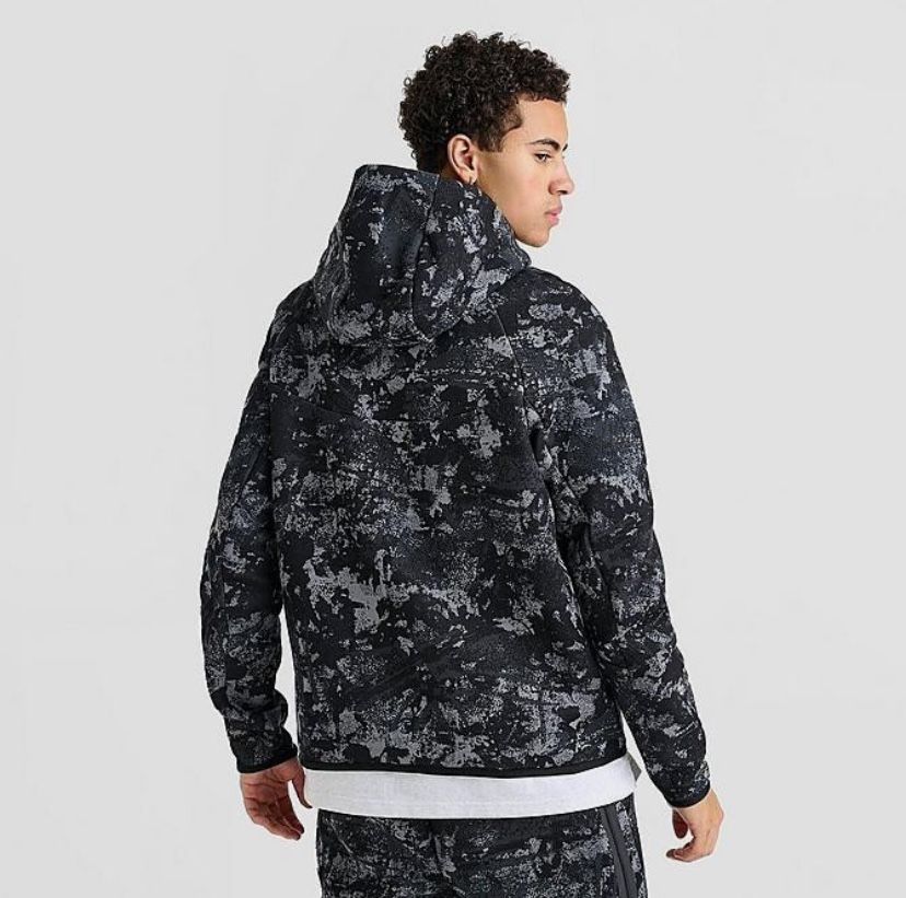 Nike Tech Fleece Camo HV5055-060
