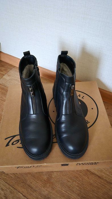 Чоботи жіночі Tomfrie шкіряні зимові