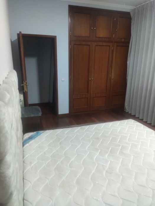 Quarto disponível em Dezembro