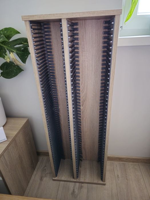 Regal stojak na płyty cd, DVD, gry na ps