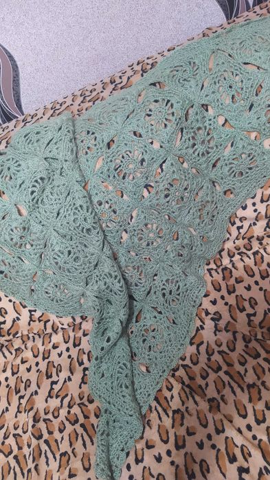 Шаль з натуральної вовни