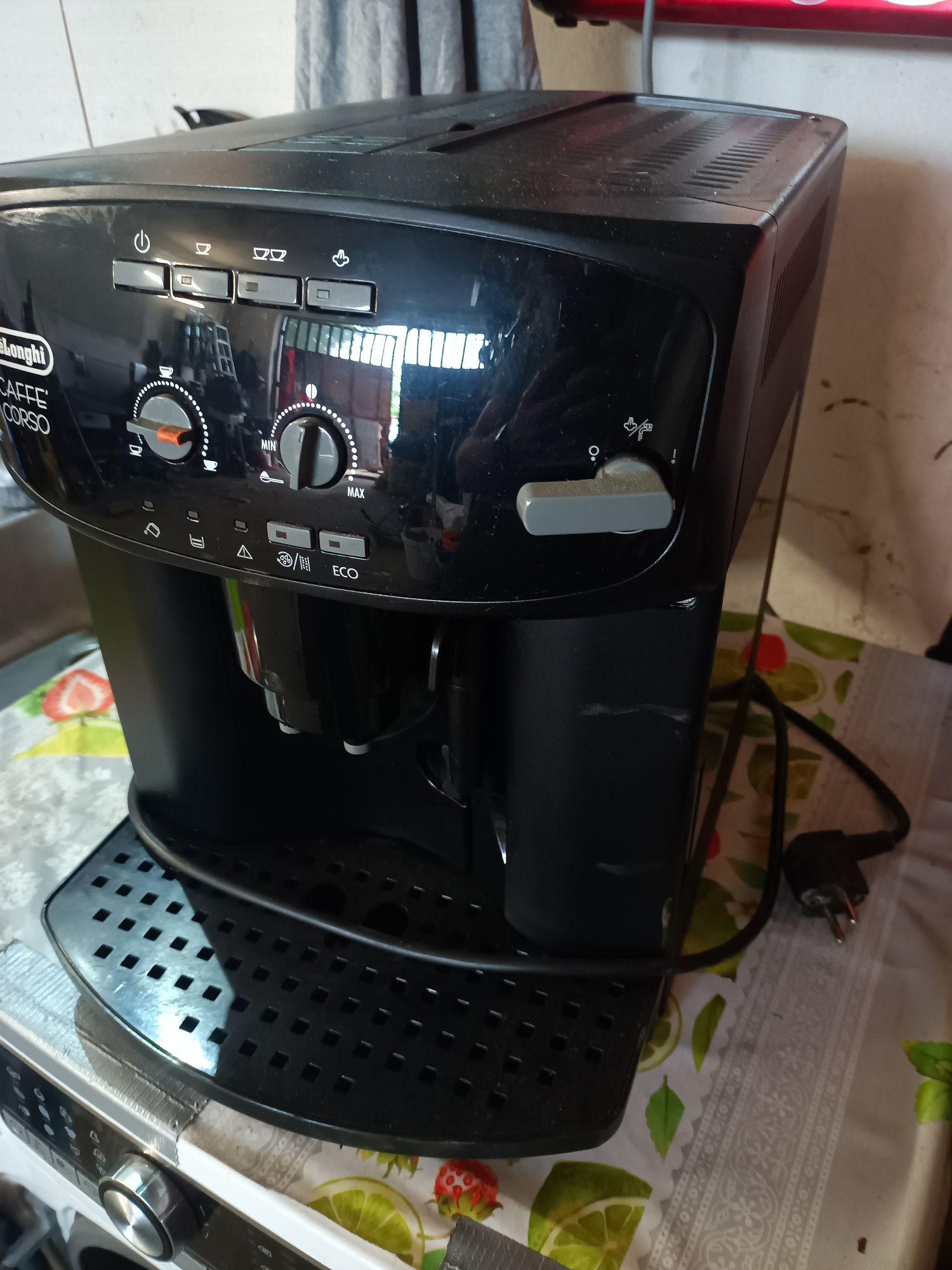 Ekspres do kawy DeLonghi Caffe Corso (Esam2600)