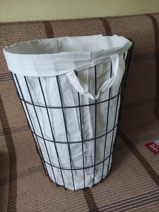 KOSZ metalowy na pranie sprzedam