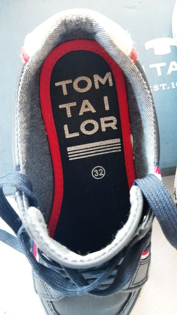 Buty sportowe r. 32 Tom Tailor