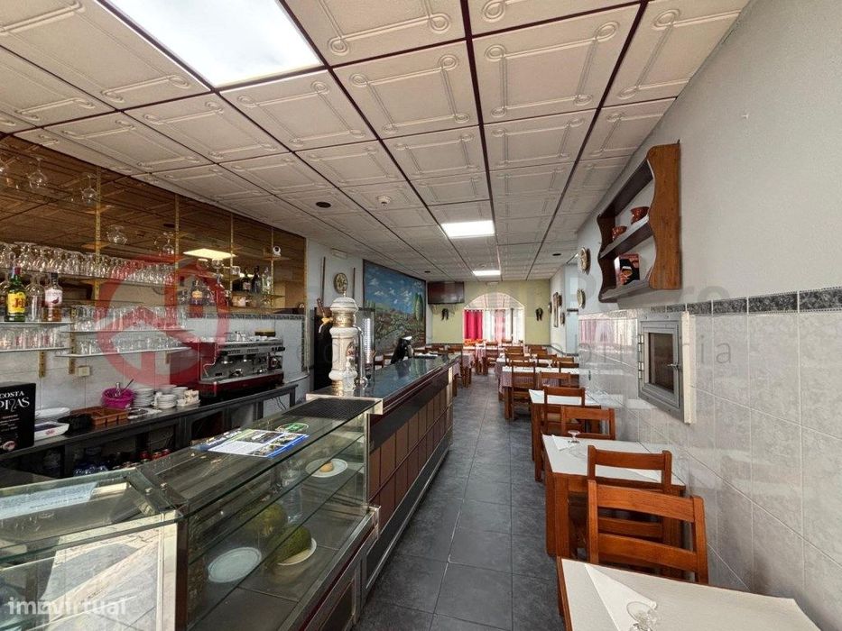 Trespasse de restaurante a funcionar, na Amora