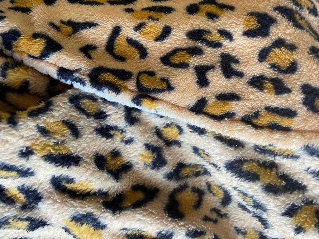 Robe tigresa com bolsos