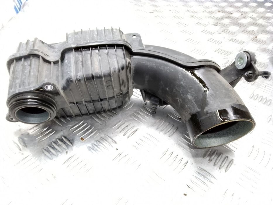 Резонатор воздушного фильтра 31319692 для Volvo S80 II 2013-2016