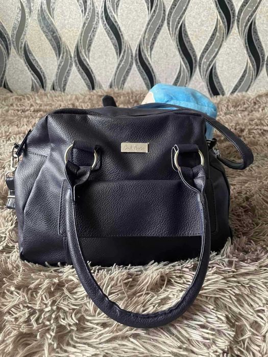 Продам сумочки..