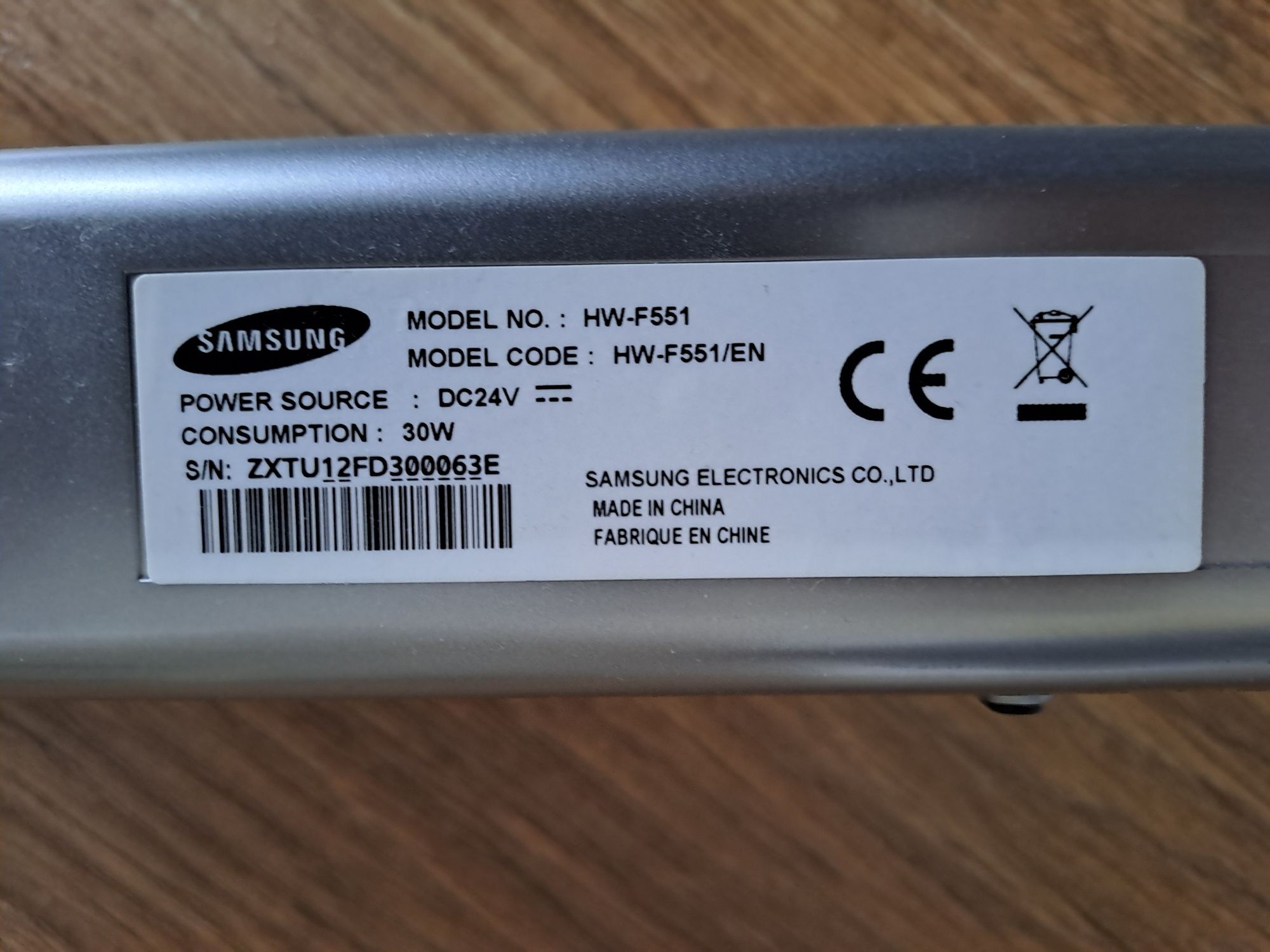 Samsung soundbar HW-F551 + subwoofer