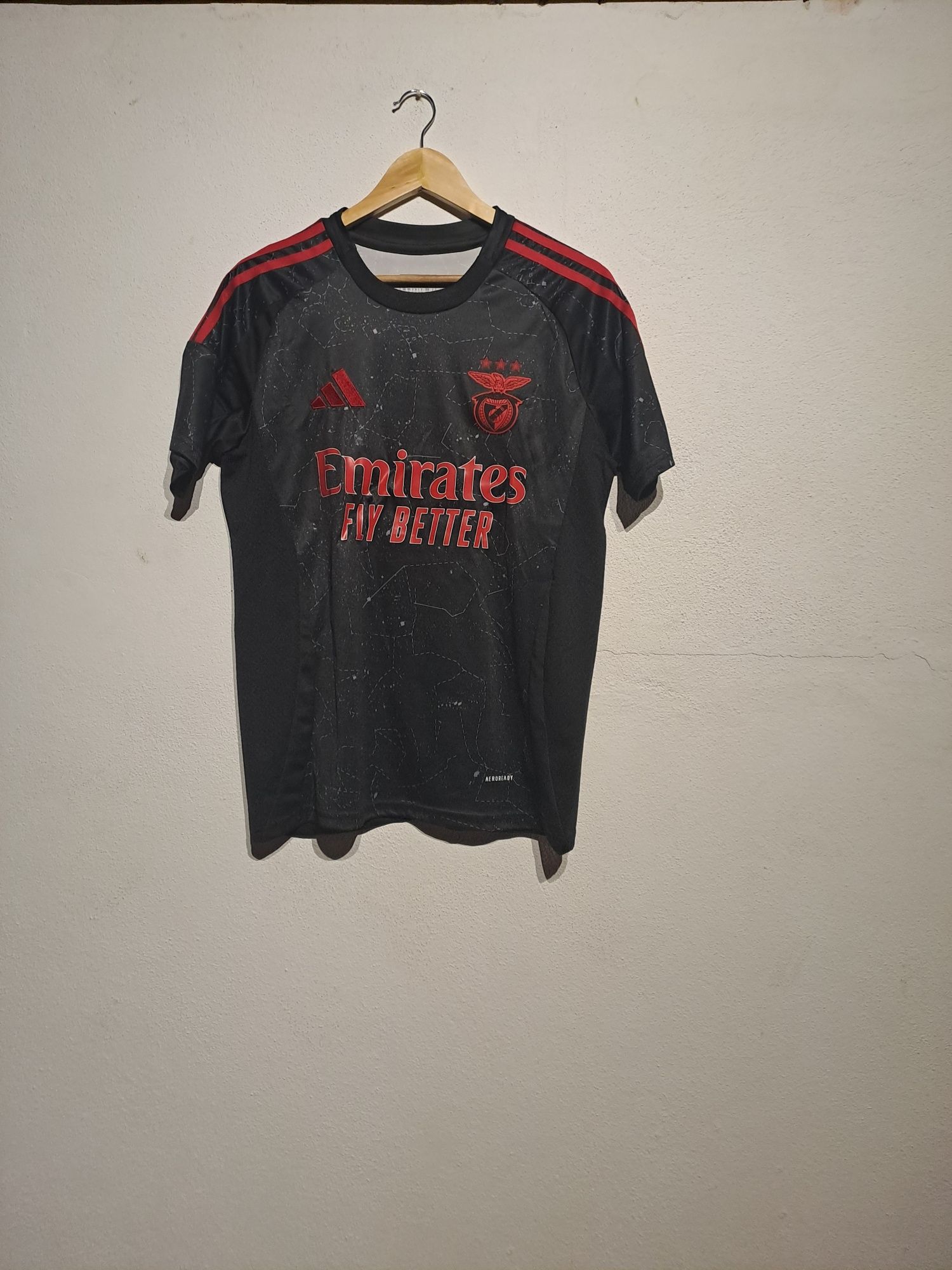 Camisolas de futebol variadas desde 26€  (S->XXL)