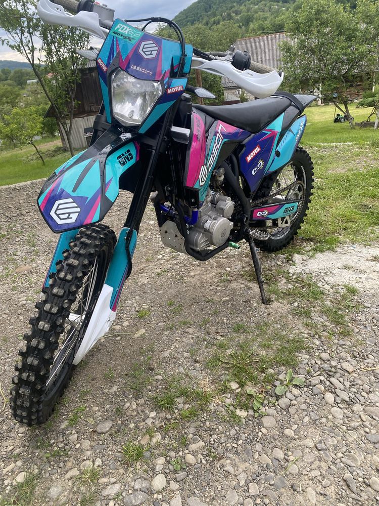 Geon Dakar GNS 300