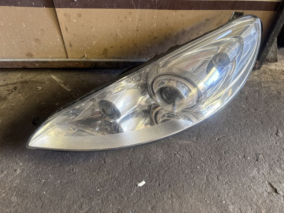 Lampa lewy przod peugeot 407 coupe xenon
