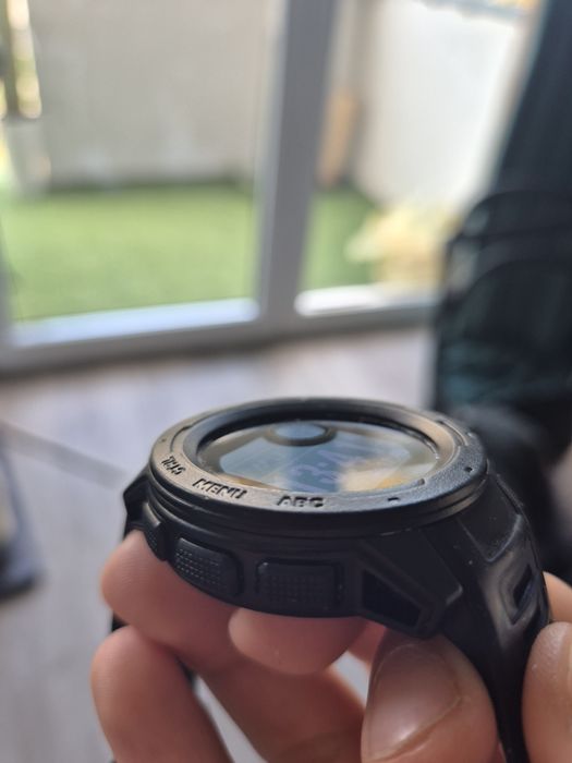 Smartwatch Garmin Instinct tactical, dobry stan