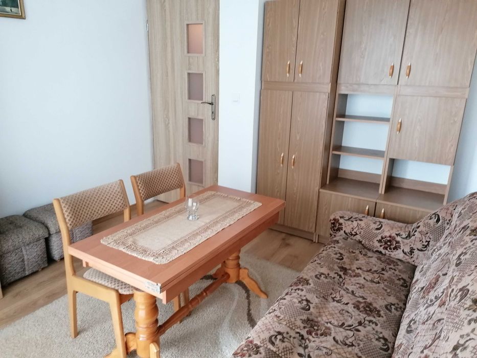 Wynajem mieszkania  2 – pokojowego  31 m2  - ul. Ciepła  - apartam.