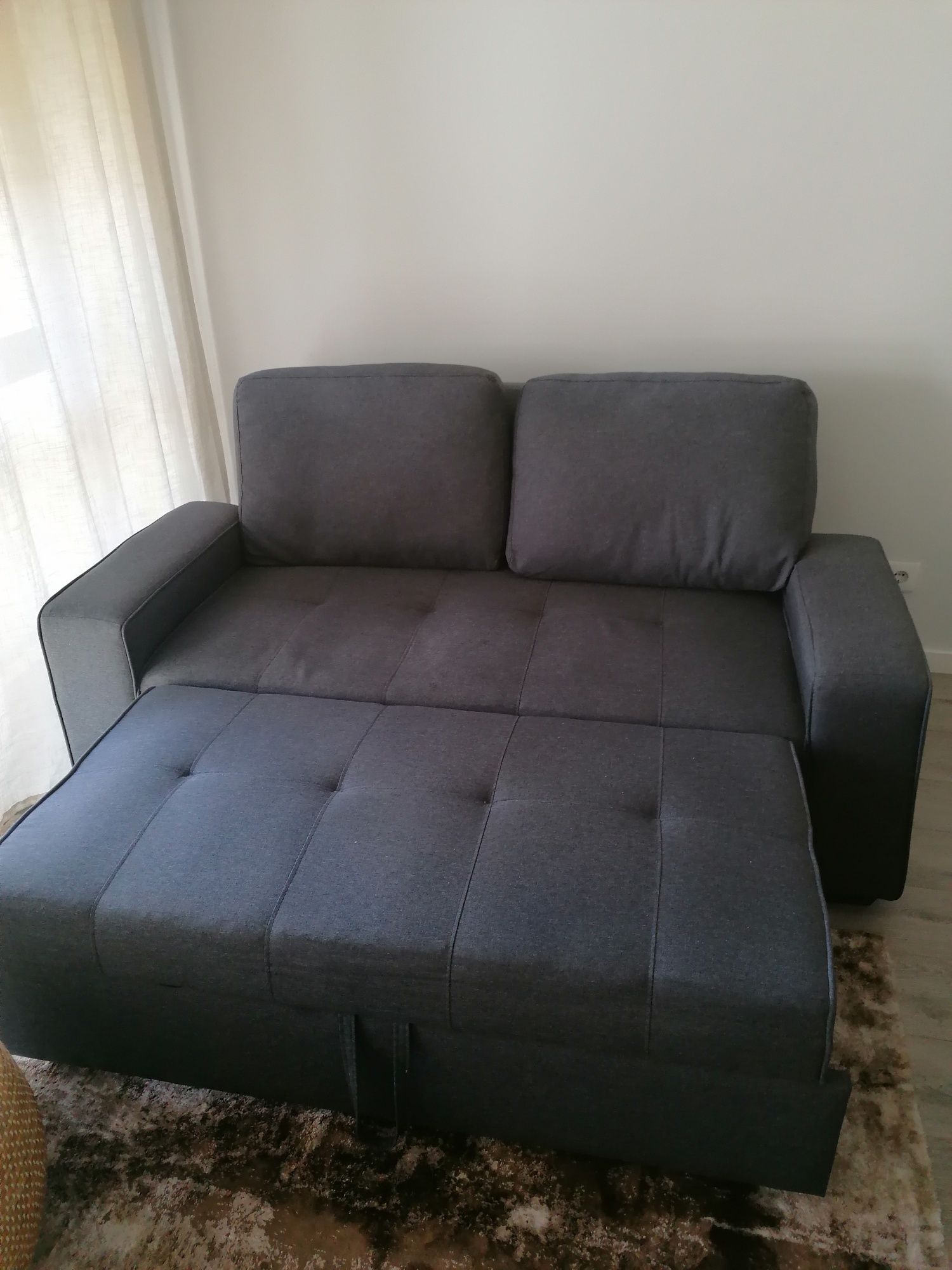 Sofá cama em bom estado