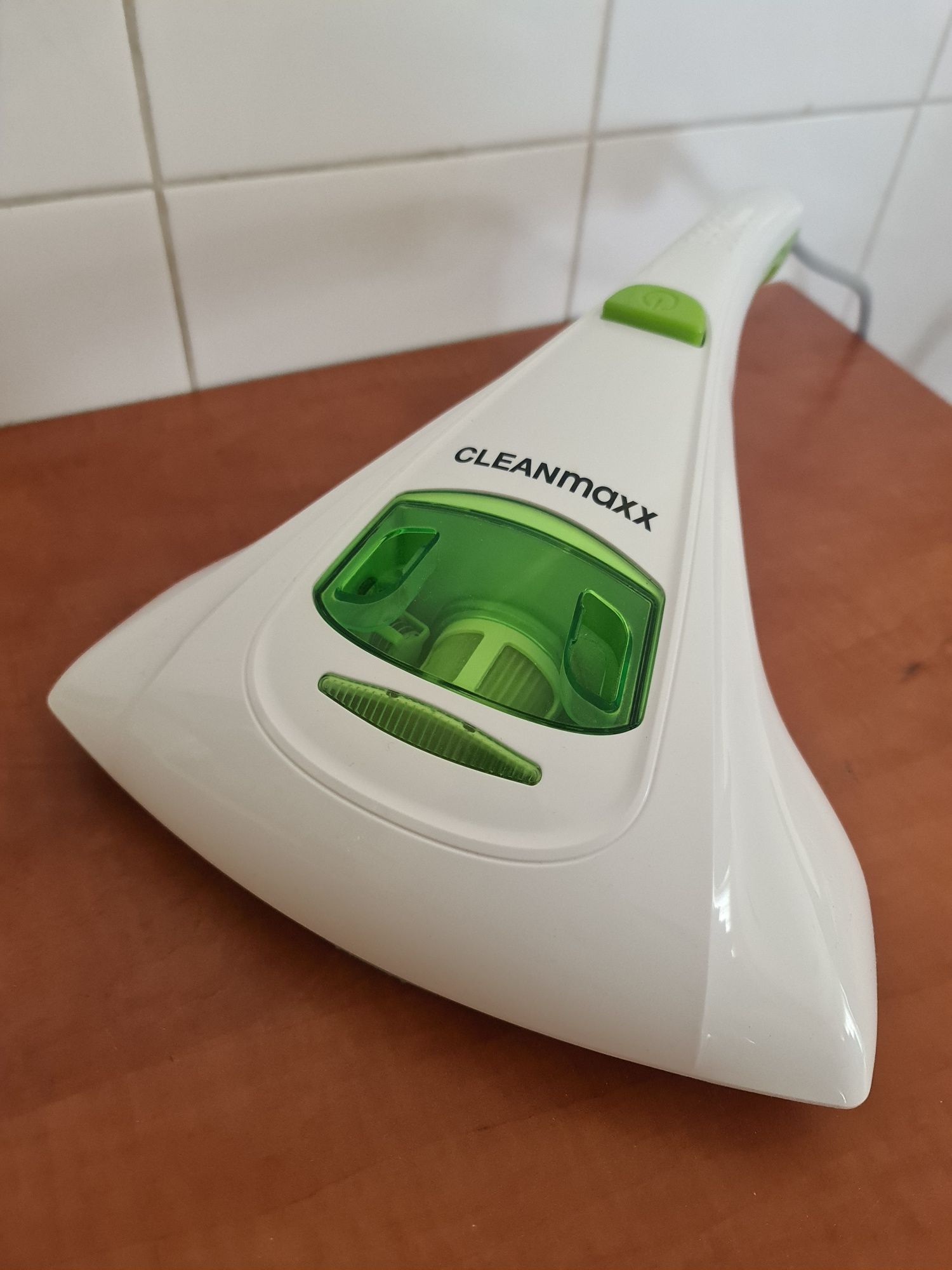Odkurzacz ręczny CLEANmaxx  do roztoczy