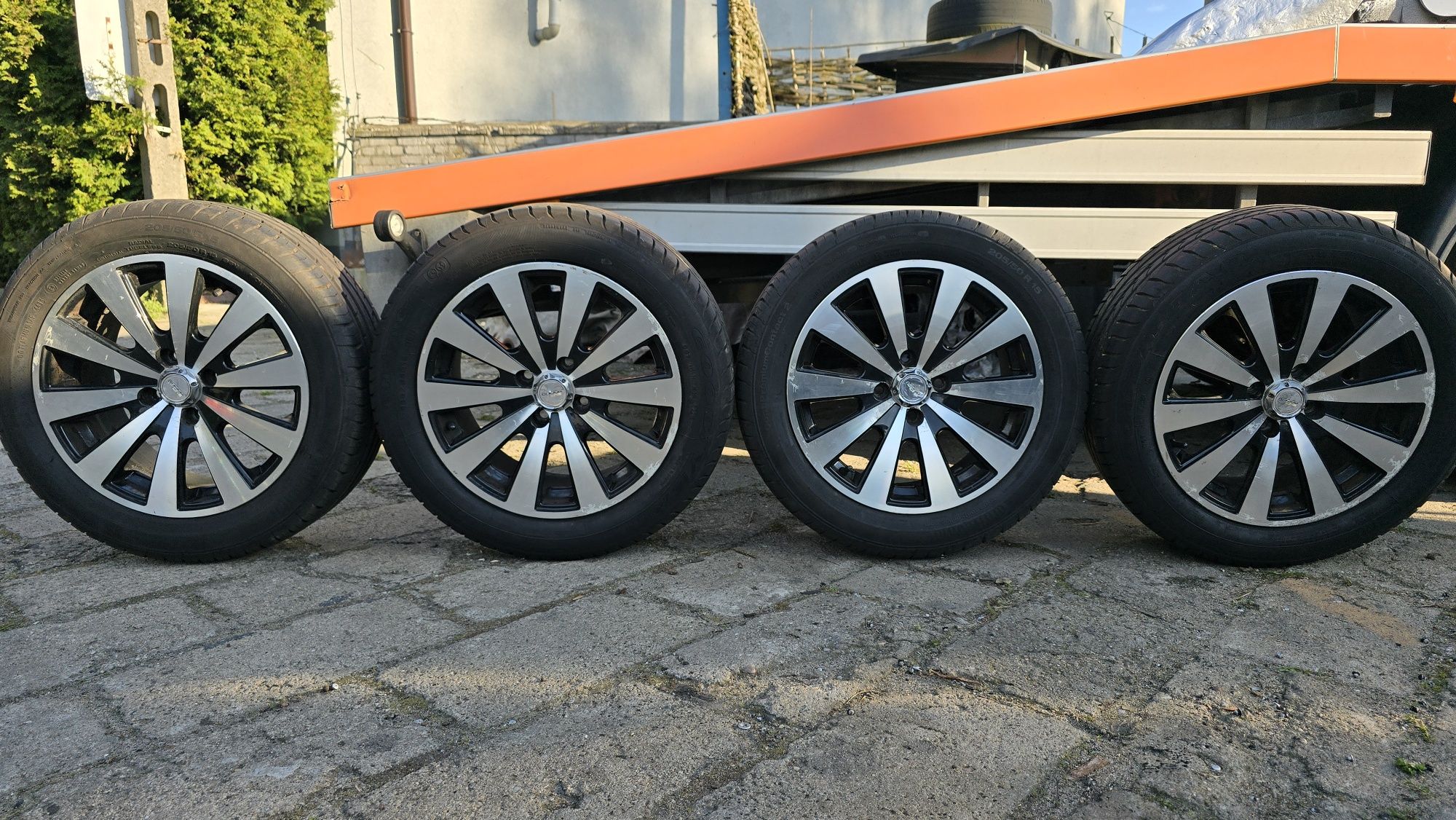 KOŁA FELGI OPONY 4x100 ET35 195/55/15" Toyota VW Hyundai 73.1mm