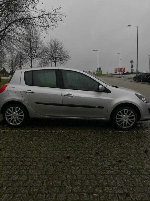 Renault Clio III - 1.5 dci - 86cv
