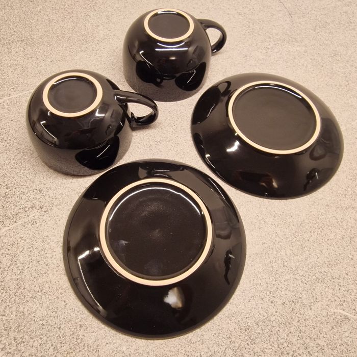 Dwie filiżanki ceramiczne do kawy - czarne, nowe