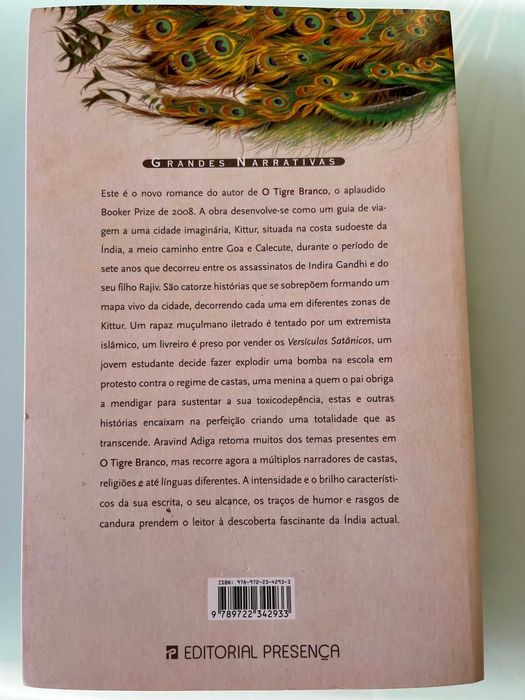 Livro Entre os Assassinatos de Aravind Adiga