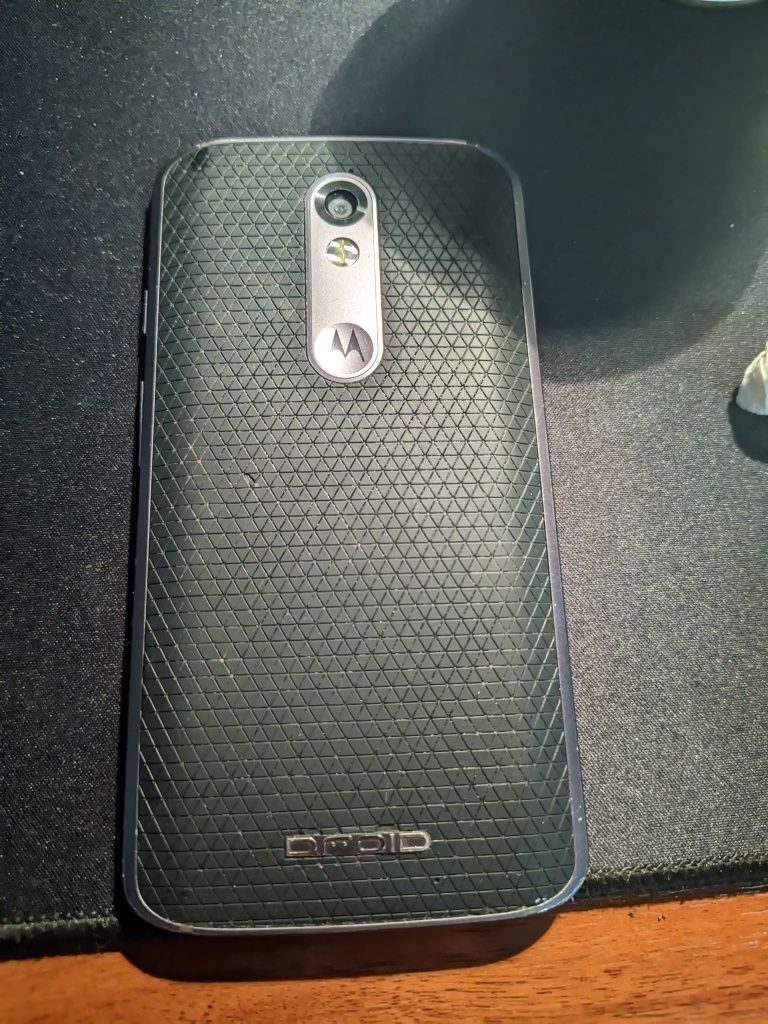 Moto droid turbo 2