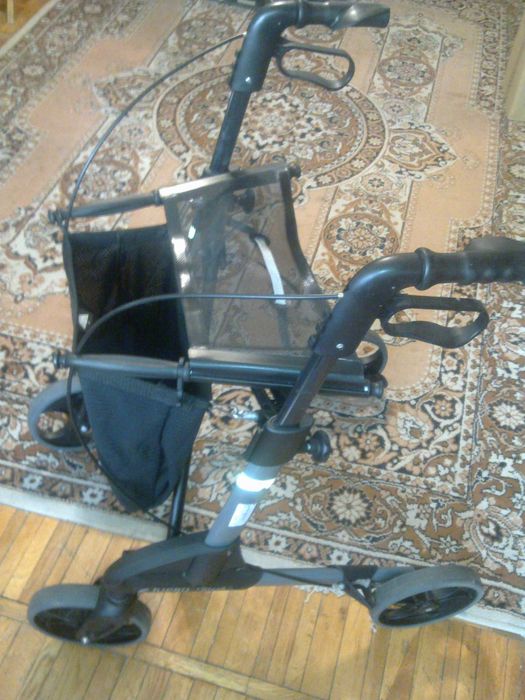 Ходунки для взрослых