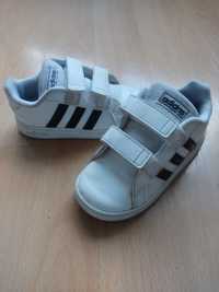 Sapatilhas adidas n.25