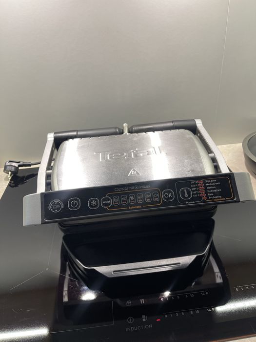 Tefal GC706D34 Optigrill+ Initial гриль-барбекю