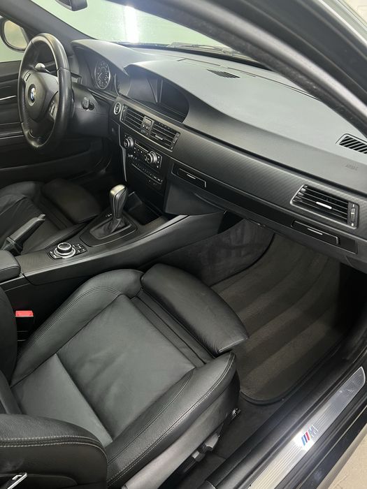 Полірування та хімчистка авто