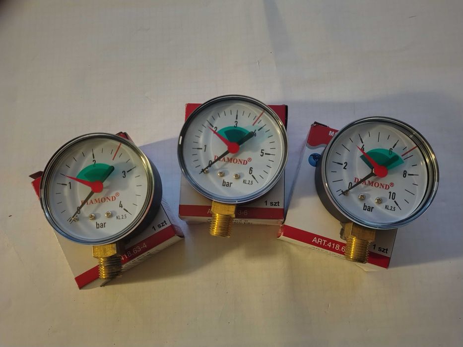 Manometry techniczne śr.63 mm  , 3 zakresy ciśnienia  NOWE