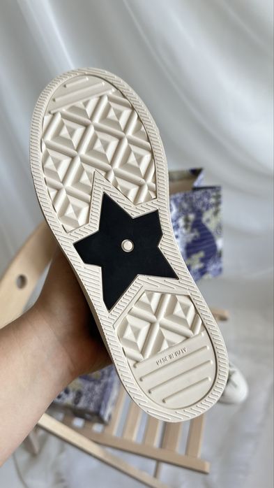 Кеди Dior 37,38,39 розміри