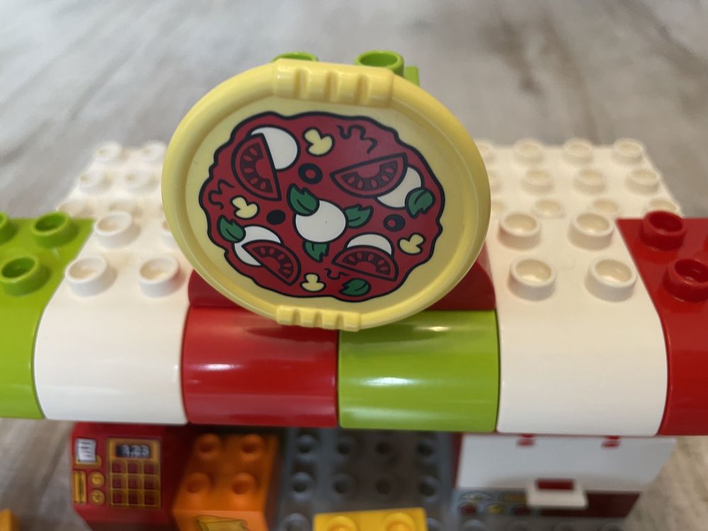 LEGO DUPLO піцерія